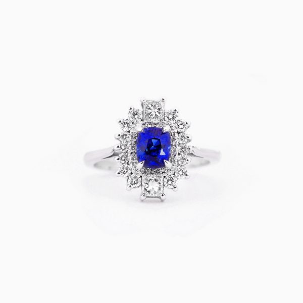 blue-sapphire-diamond-engagement-ring-style-4-0