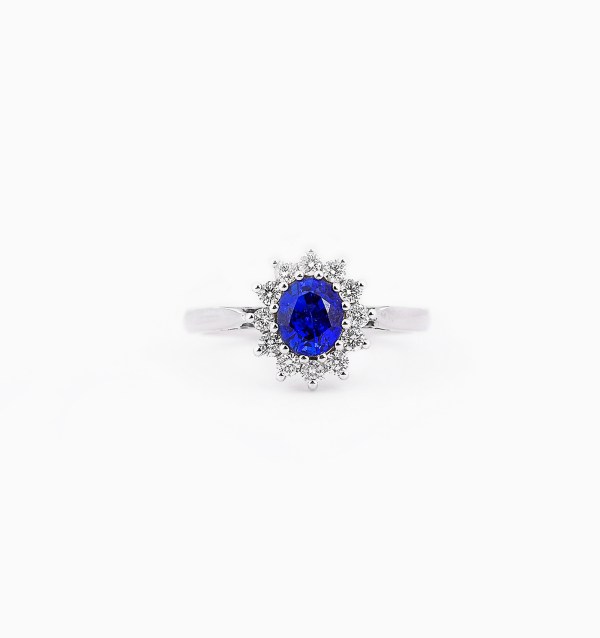 blue-sapphire-diamond-engagement-ring-style-1-0