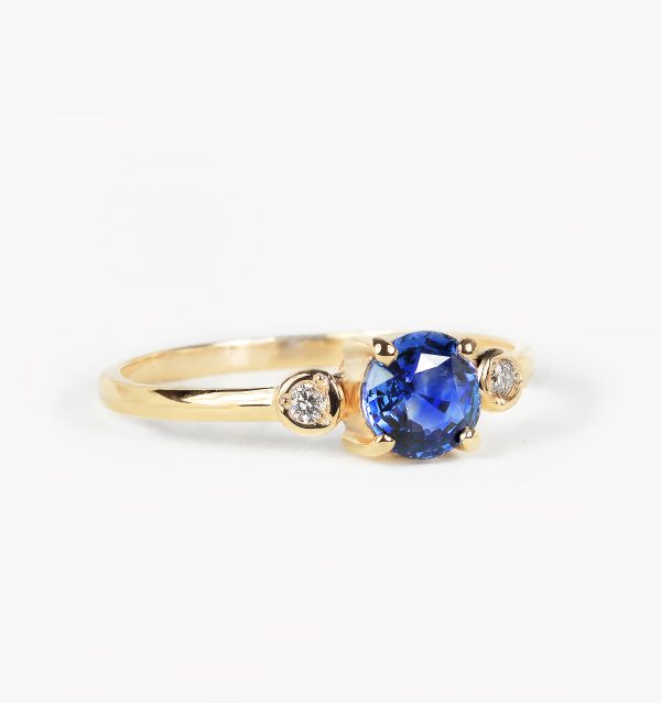 blue sapphire engagement ring perfect for minimal jewelry