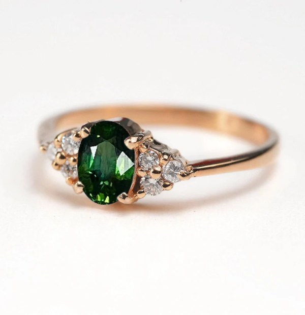 sapphire bespoke ring