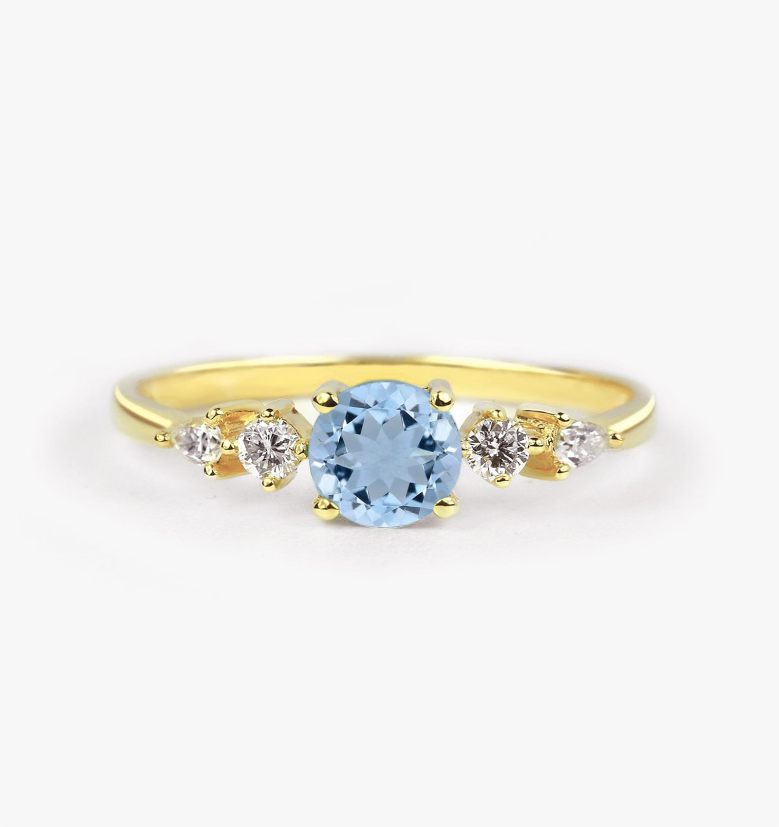 aquamarine diamond yellow gold ring