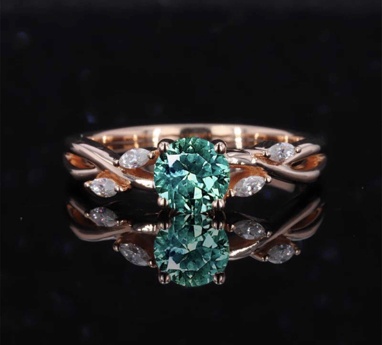 Mint green sapphire ring in 18k rose gold