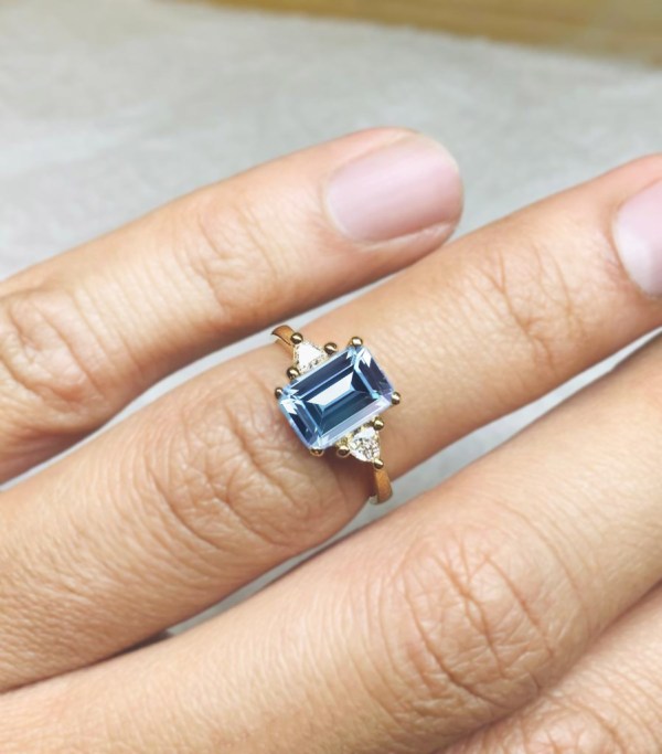 aquamarine dainty ring