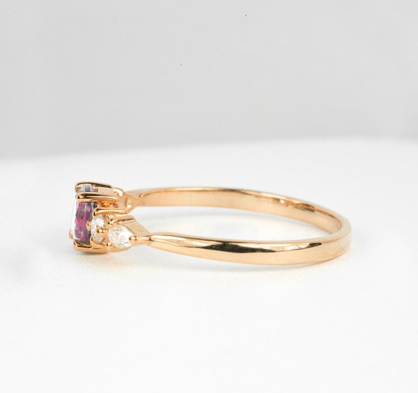 Dainty pink sapphire ring in rose gold