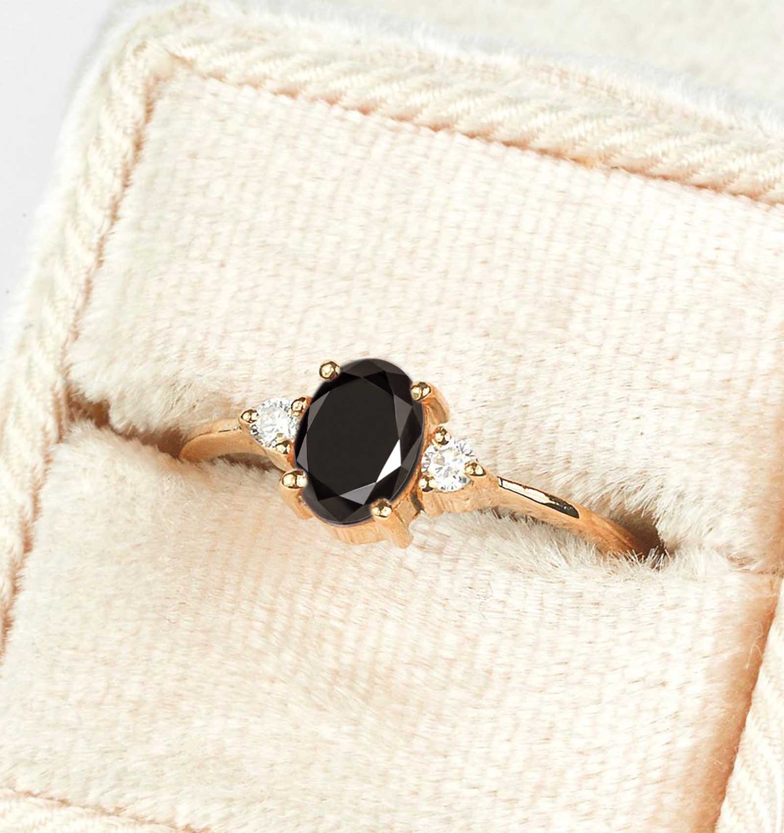 back diamond three stones ring for her
