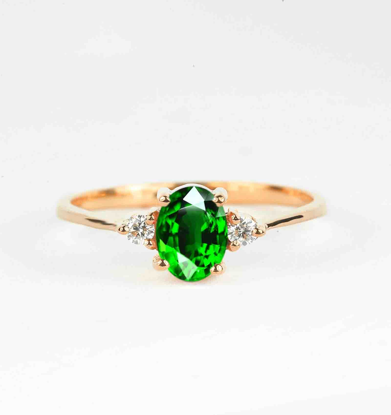 halo green tsavorite engagement ring