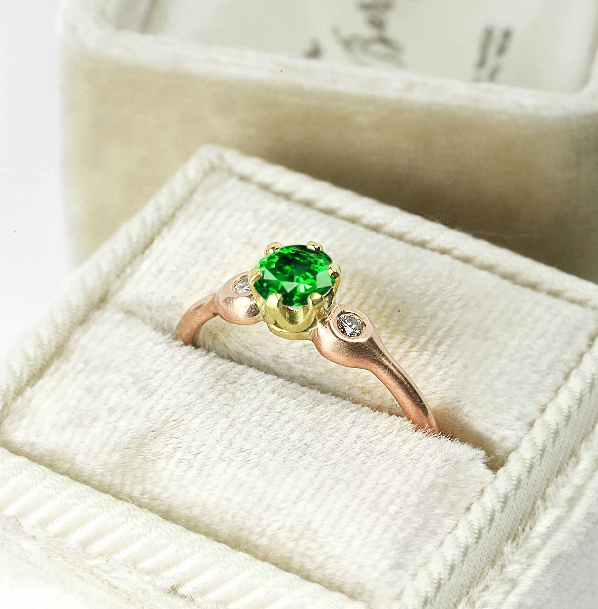 green tsavorite yellow and rose gold ring