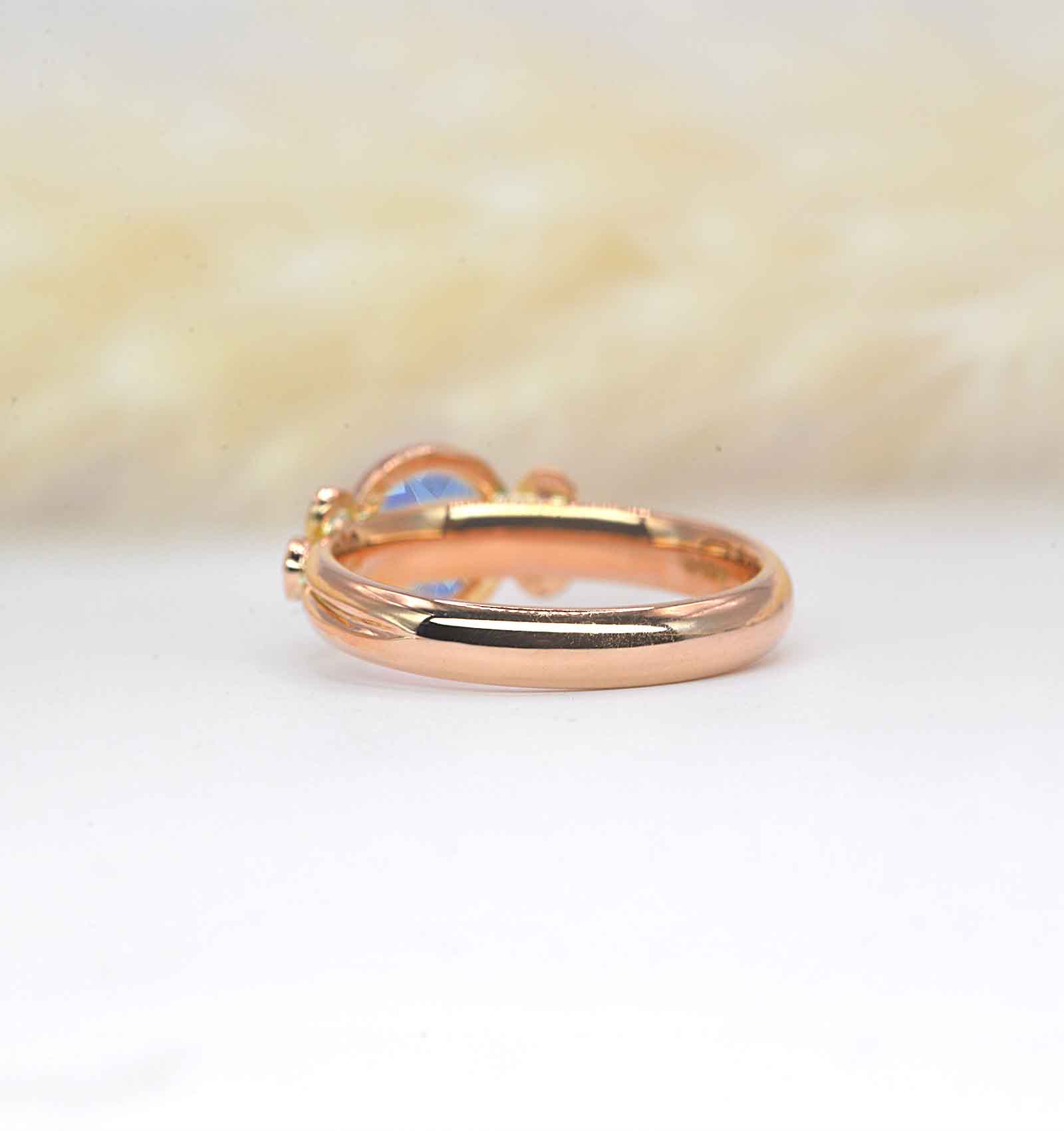 blue sapphire unique ring