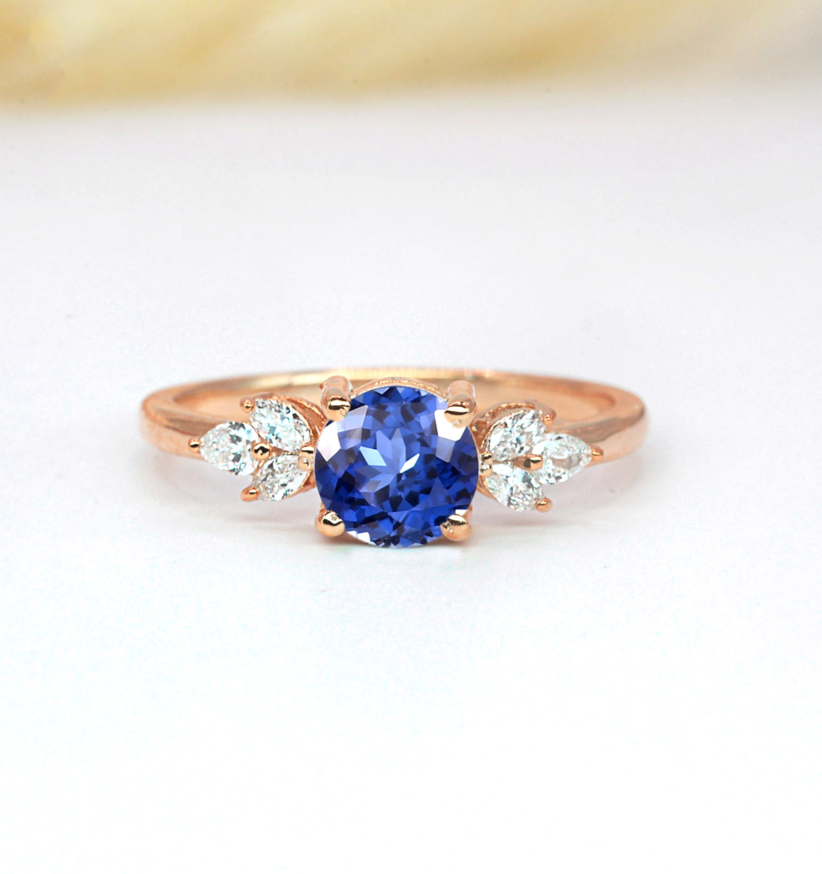 art deco vintage blue sapphire ring