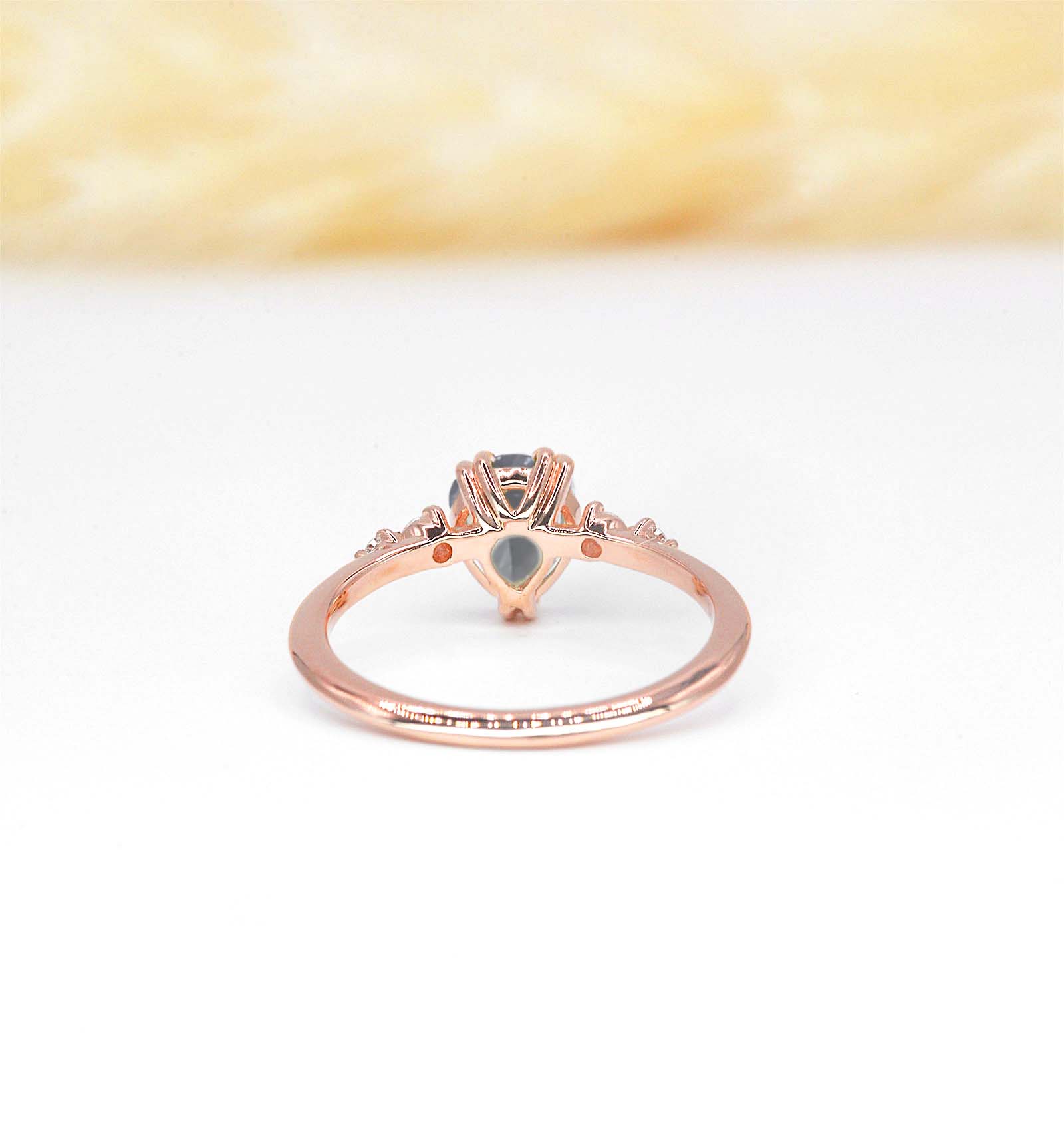grey moissanite stimulant vintage ring