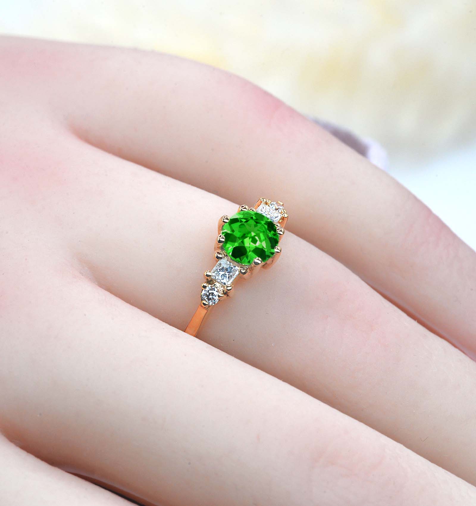 1.03ct green tsavorite bridal ring