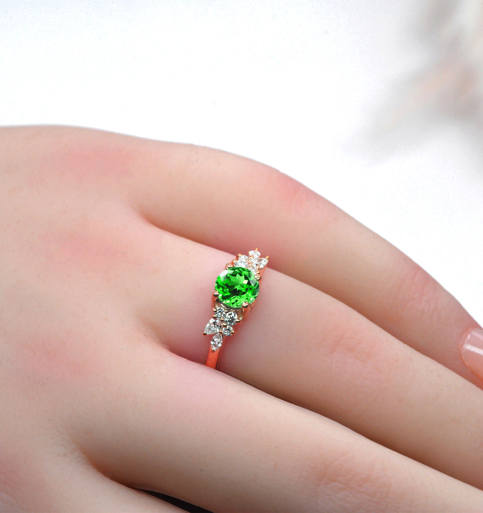 vivid green tsavorite bridal ring