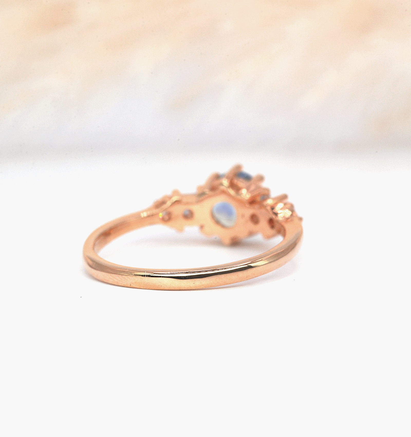 1.02ct-round-blue-sapphire-anniversary-ring