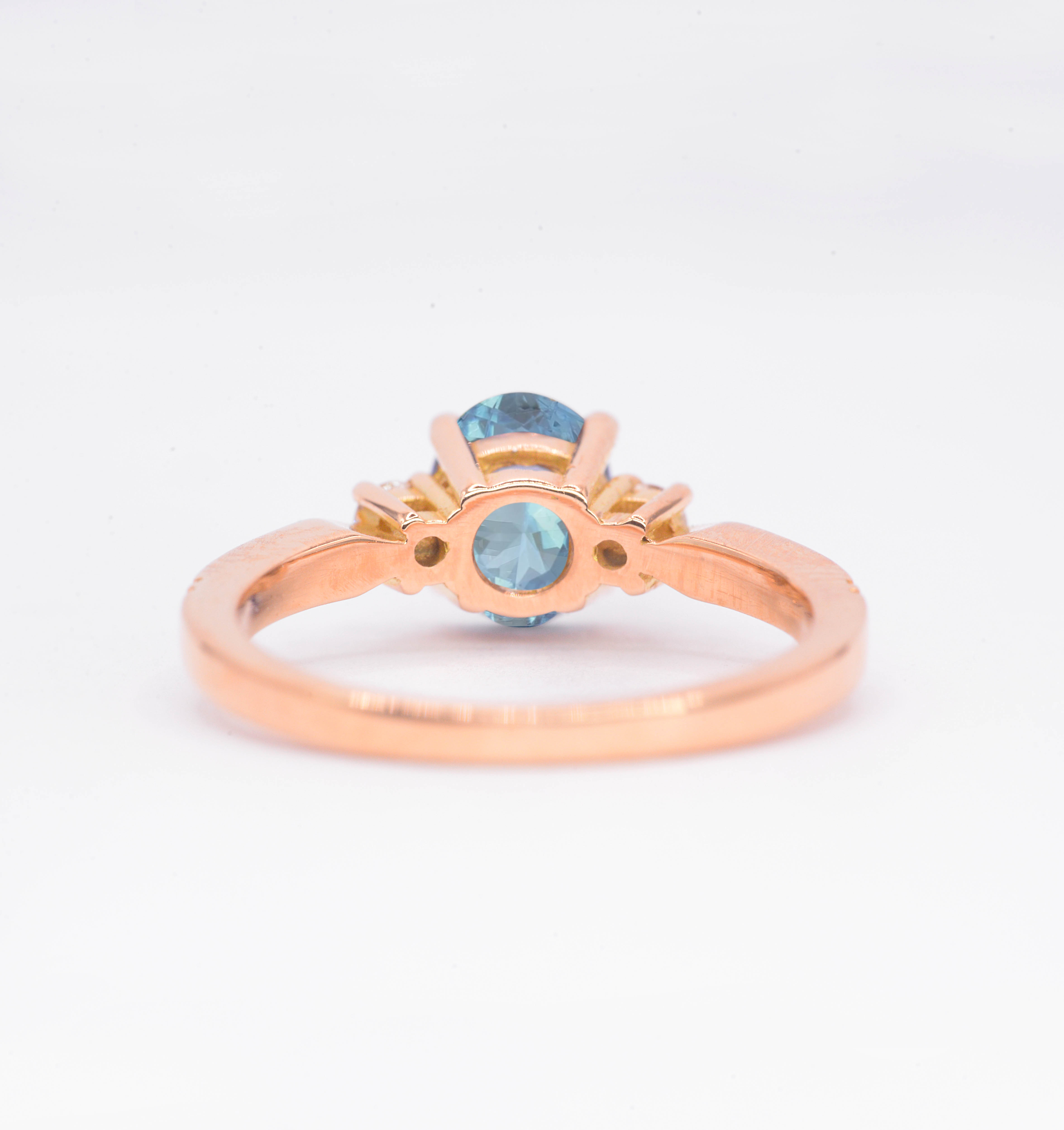 Oval blue topaz ring for her - Image 3