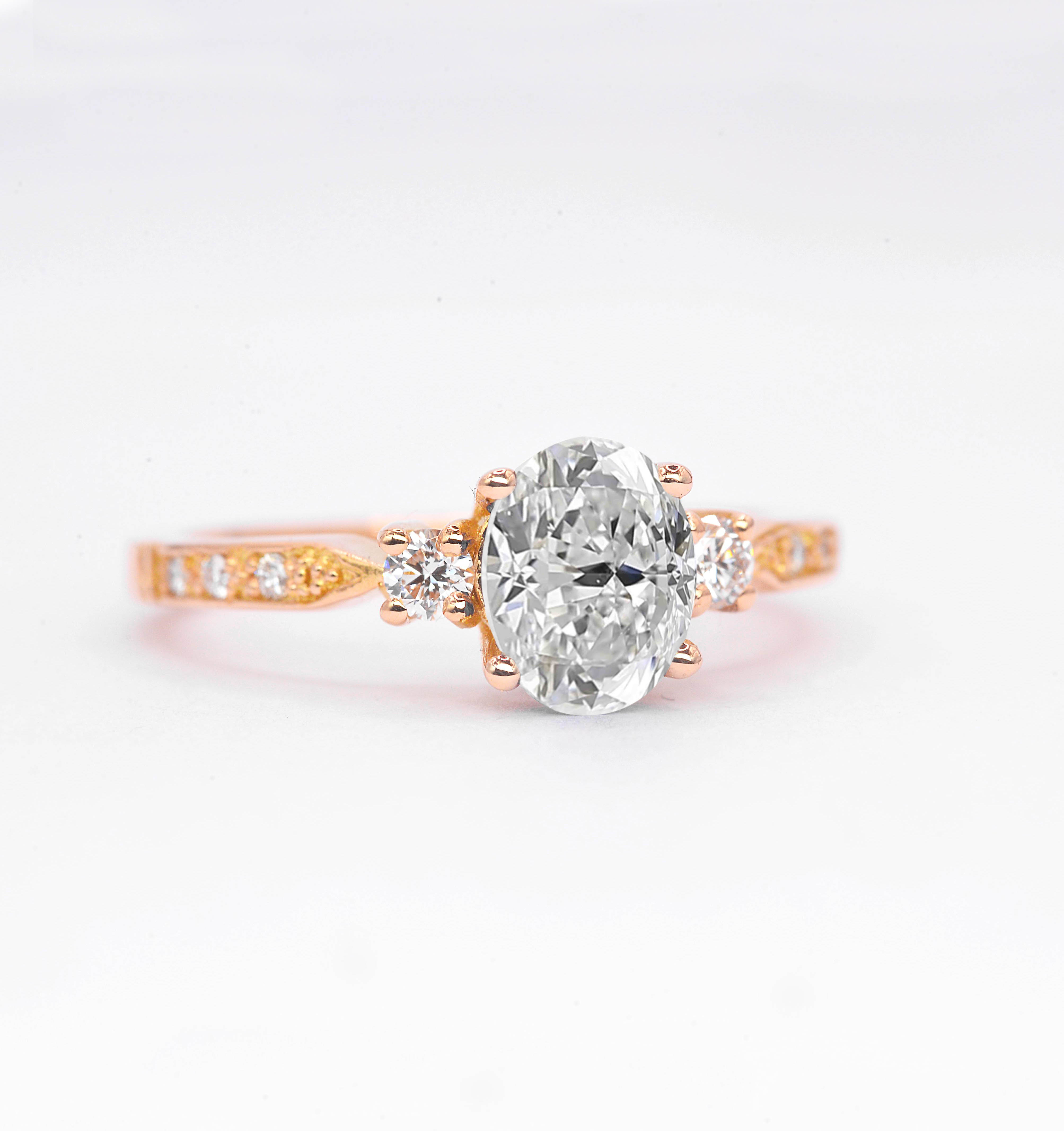 Oval cut diamond vintage ring - Image 2