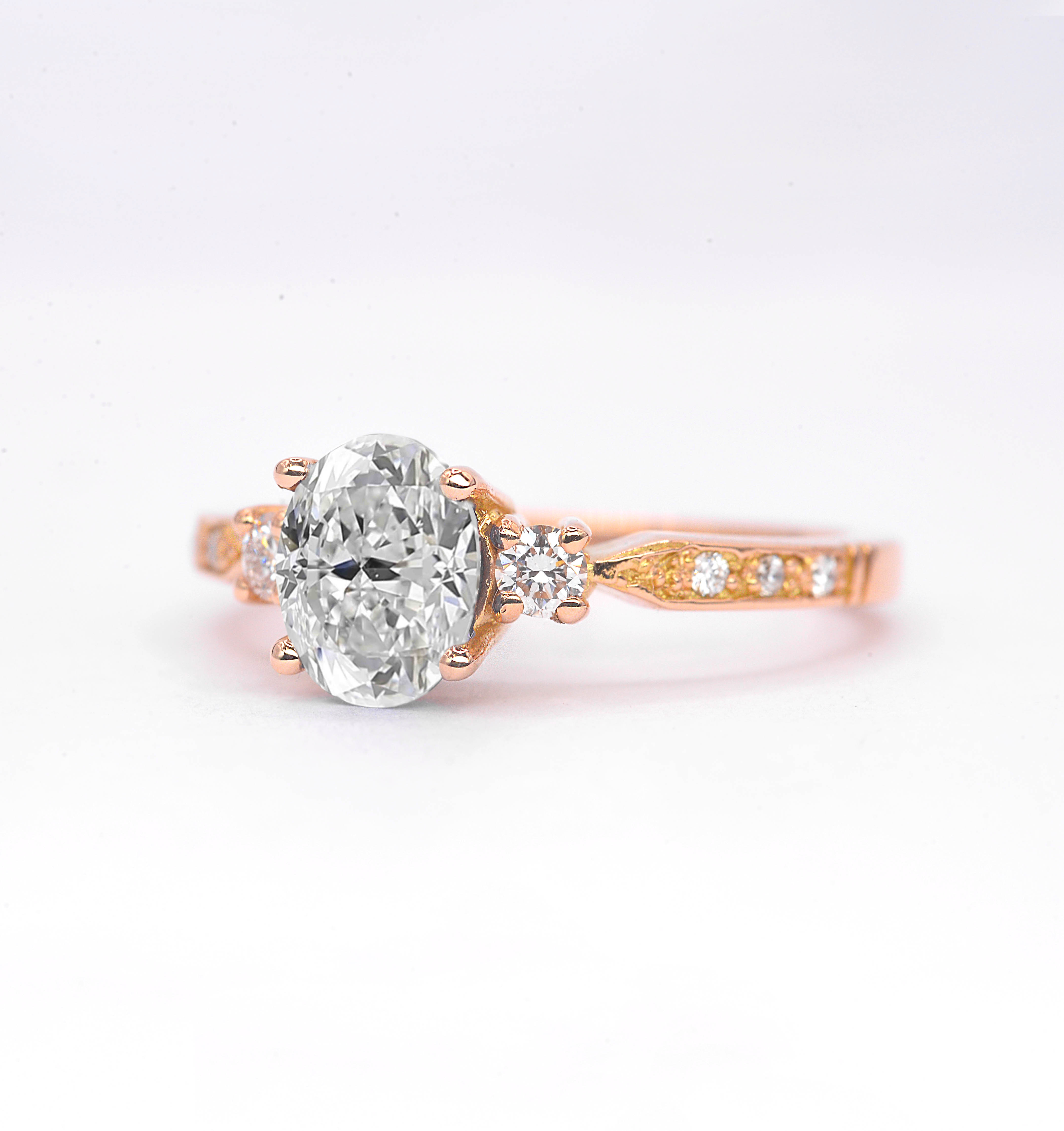 Oval cut diamond vintage ring - Image 3