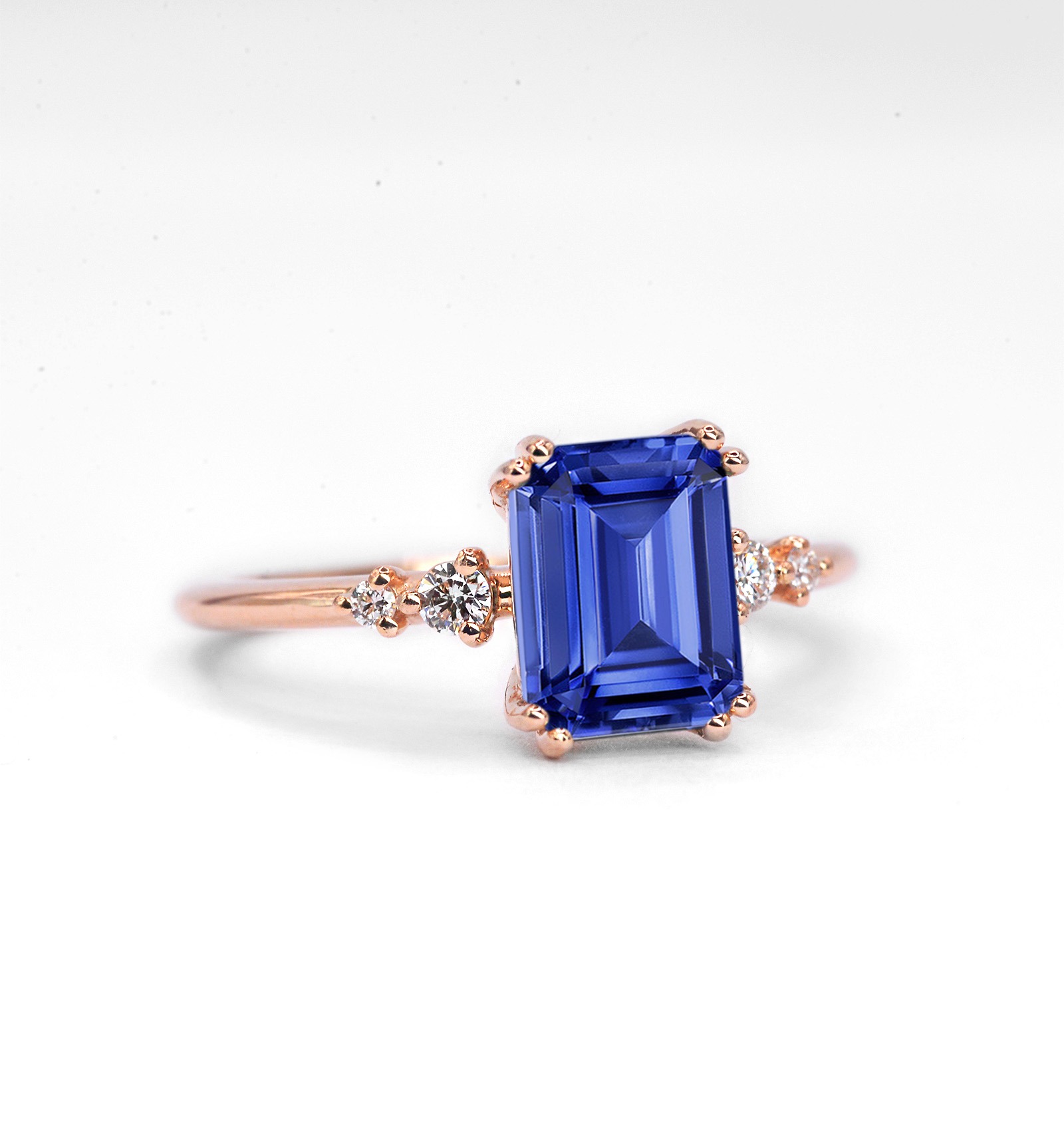 blue sapphire unique ring