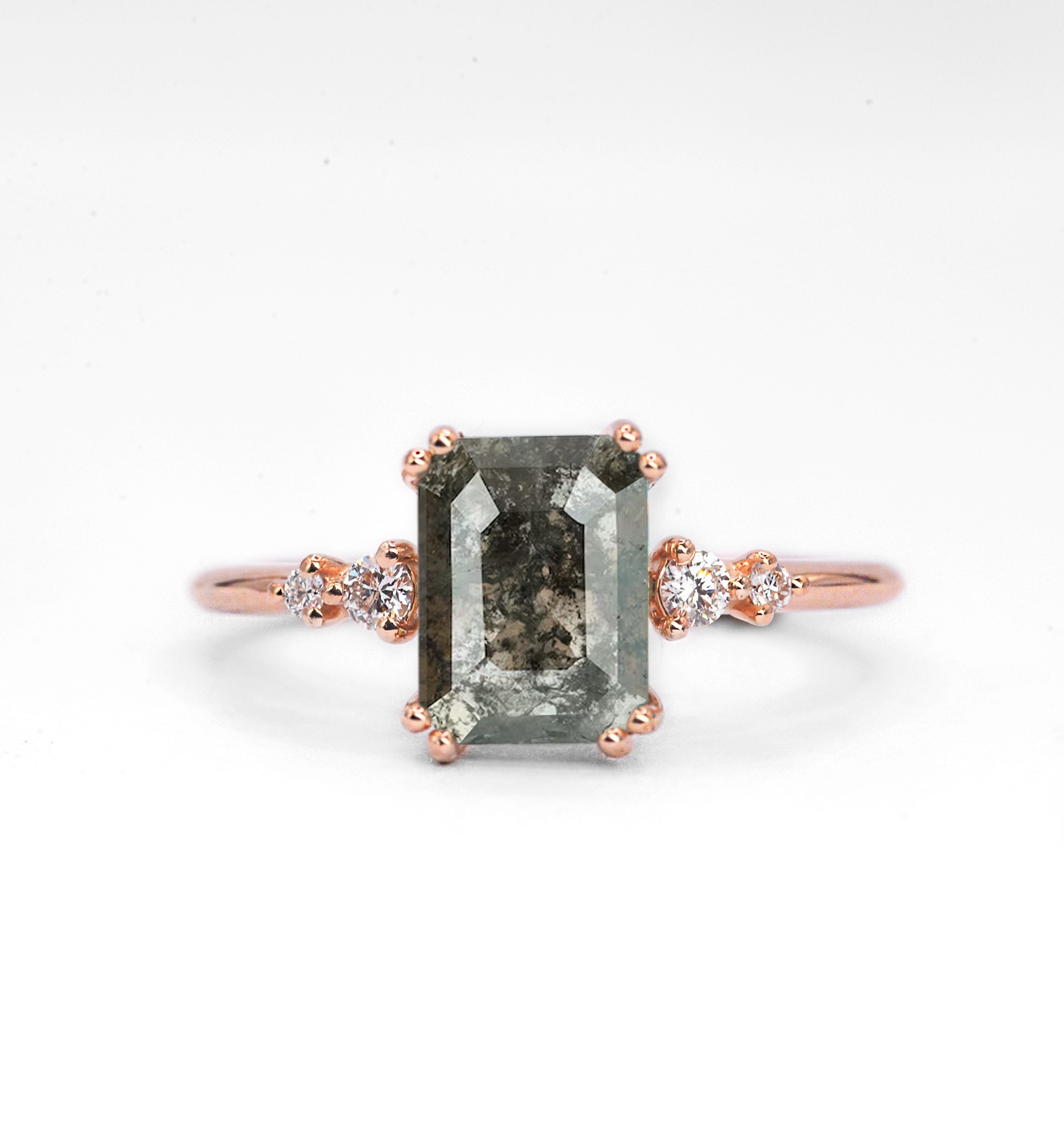 Natural salt and pepper vintage diamond ring for her with grey diamond and white diamonds. This unique ring comes in solid 9k,14k or 18k rose gold.