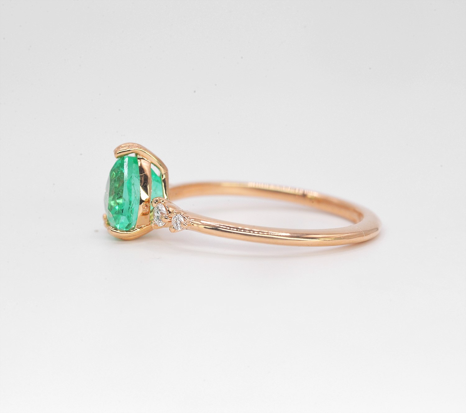 Natural emerald unique art deco ring with unique emerald and white diamonds. This unique art deco ring comes with solid 9k,14k or 18k rose gold.