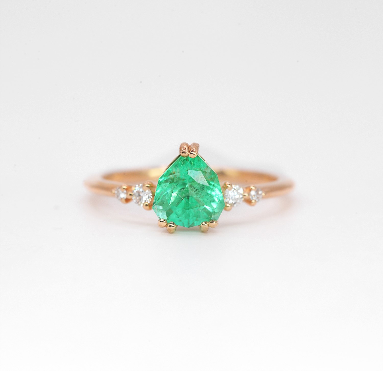 Natural emerald unique art deco ring with unique emerald and white diamonds. This unique art deco ring comes with solid 9k,14k or 18k rose gold.