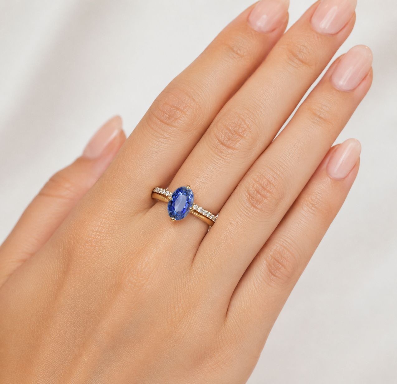 natural blue sapphire ring and wedding band set