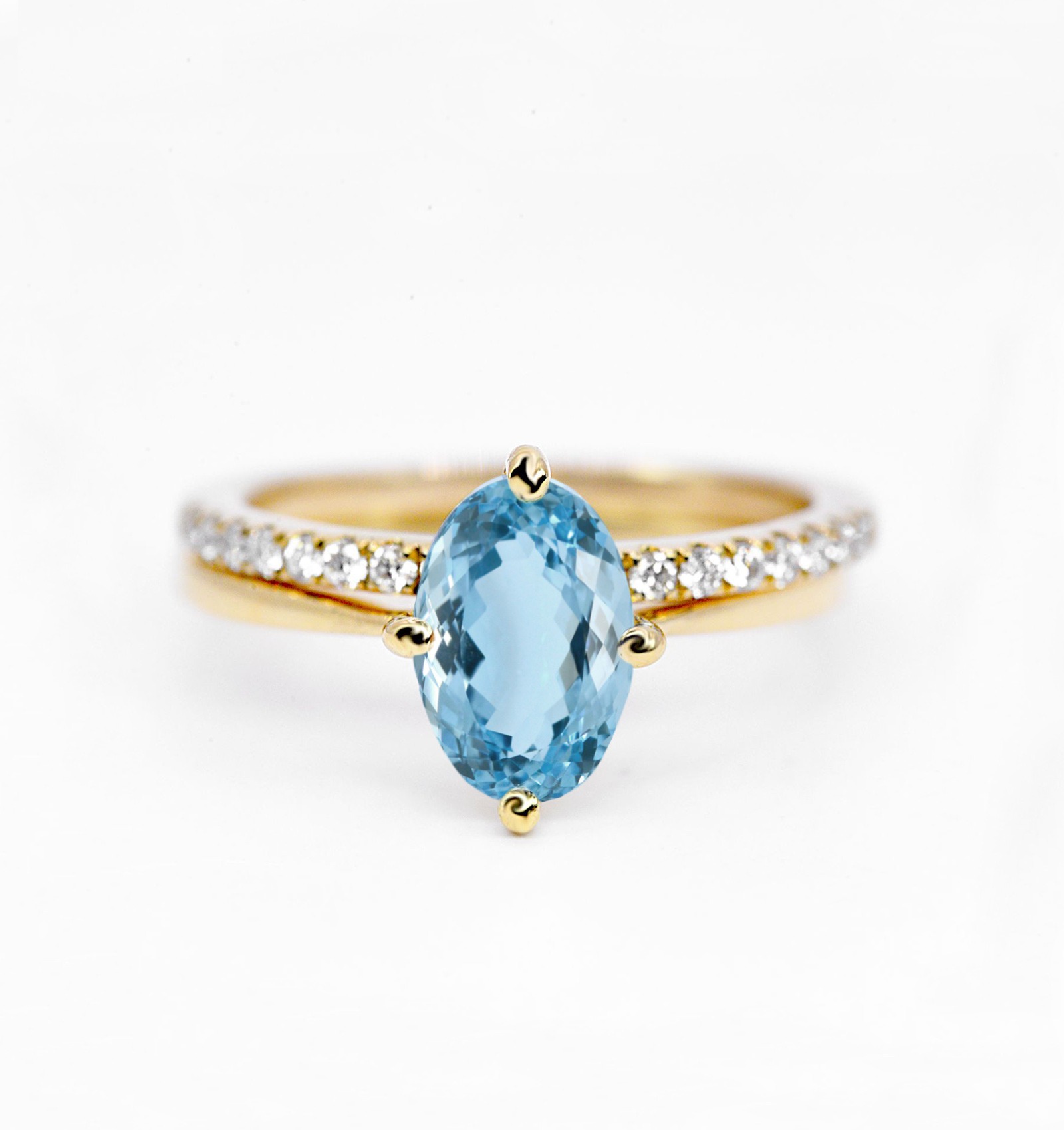 oval aquamarine art deco ring and wedding band